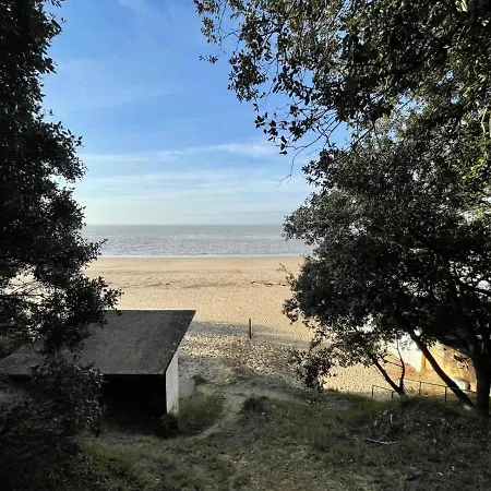 Villa Front De Mer, Plage Des Nonnes